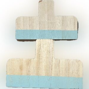 Horizon Group USA Wooden Wall Mount Decorative Clip Blue Tan Accent 2 PCS